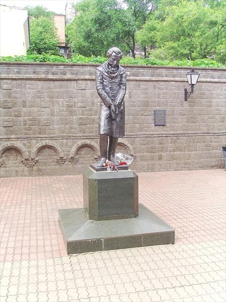 15- Памятник Пушкину
